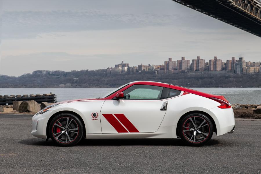  Nissan 370Z 50th Anniversary (Z34) 2019 года  (NA) (фото 3 из 29)